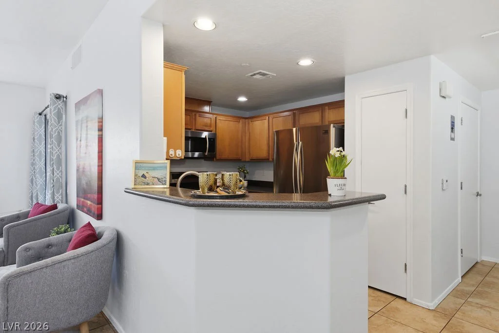 8324 Charleston, Las Vegas, NV 89117