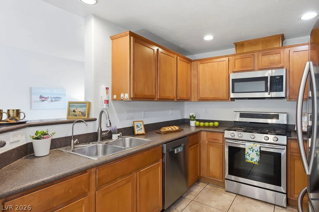 8324 Charleston, Las Vegas, NV 89117