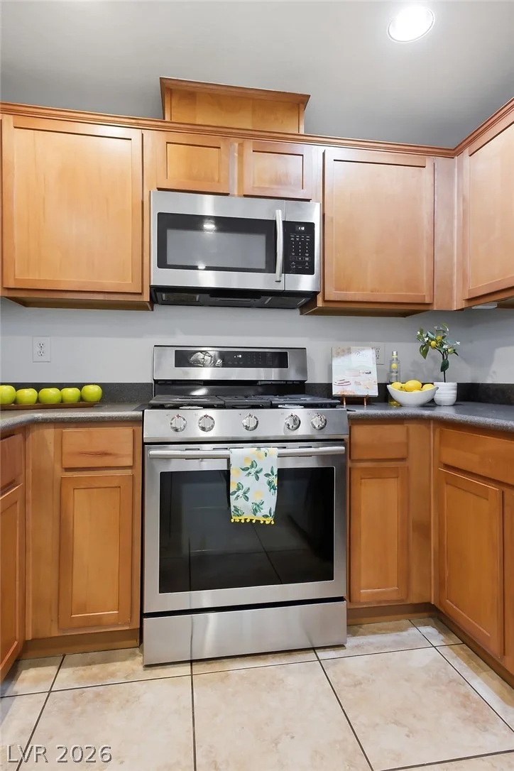 8324 Charleston, Las Vegas, NV 89117