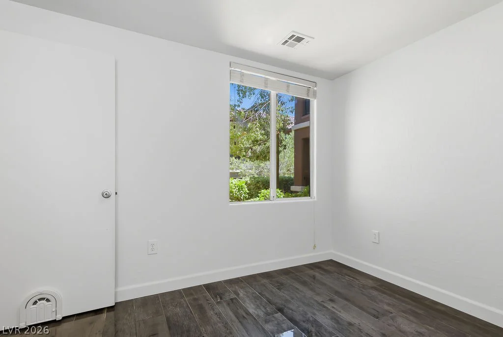 8324 Charleston, Las Vegas, NV 89117
