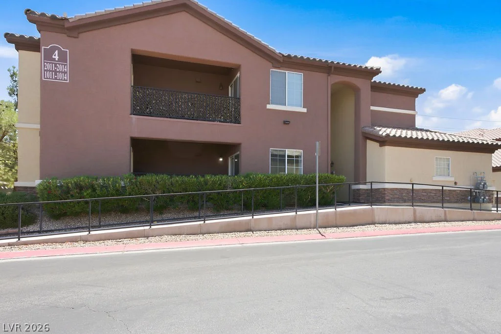 8324 Charleston, Las Vegas, NV 89117