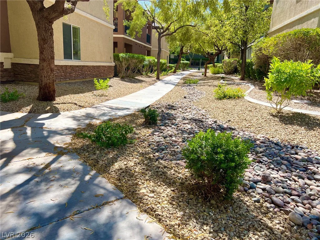 8324 Charleston, Las Vegas, NV 89117