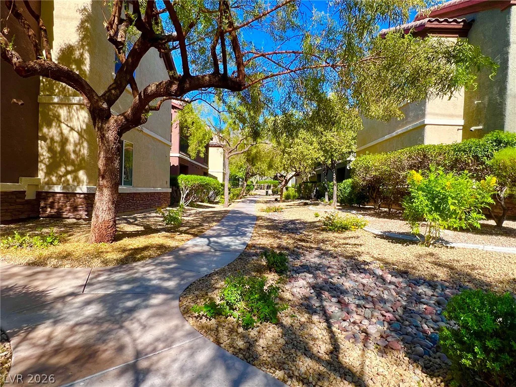 8324 Charleston, Las Vegas, NV 89117