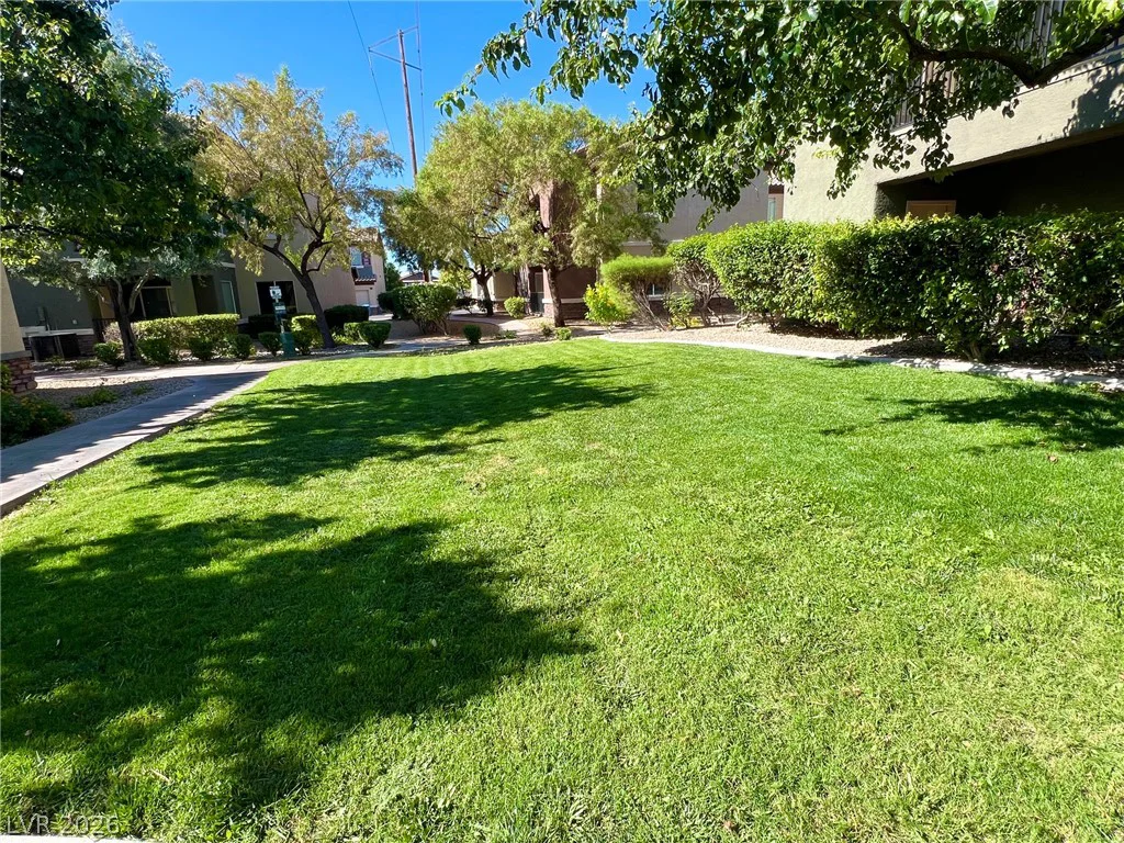 8324 Charleston, Las Vegas, NV 89117