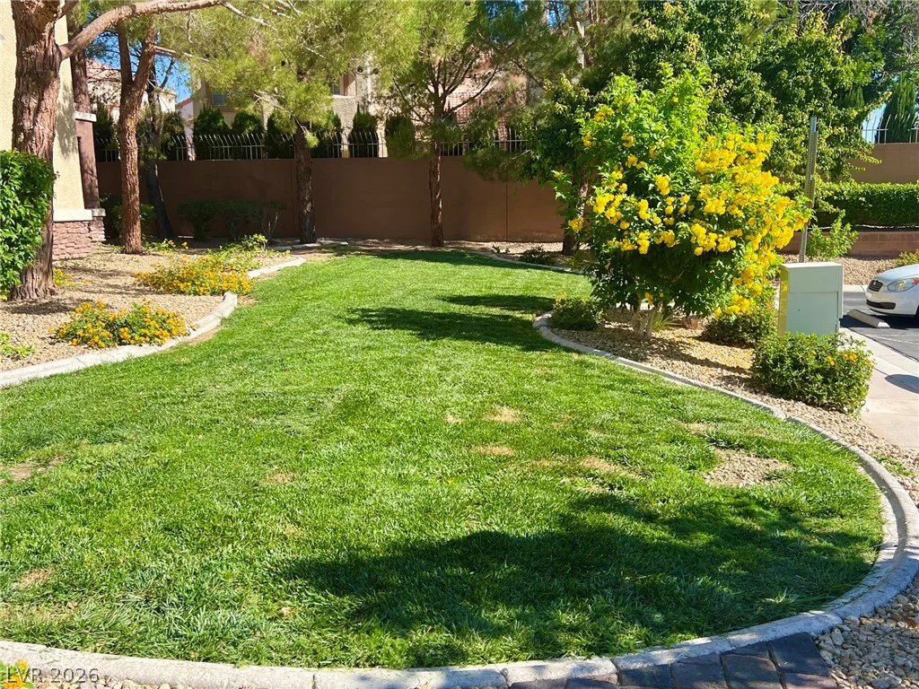 8324 Charleston, Las Vegas, NV 89117