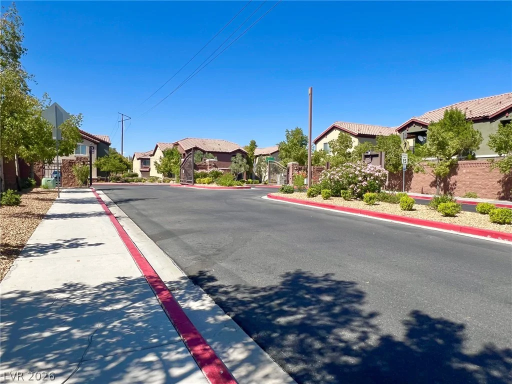 8324 Charleston, Las Vegas, NV 89117