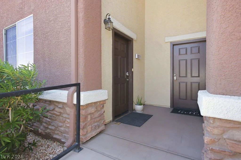 8324 Charleston, Las Vegas, NV 89117