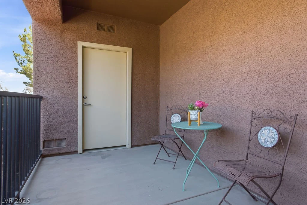 8324 Charleston, Las Vegas, NV 89117