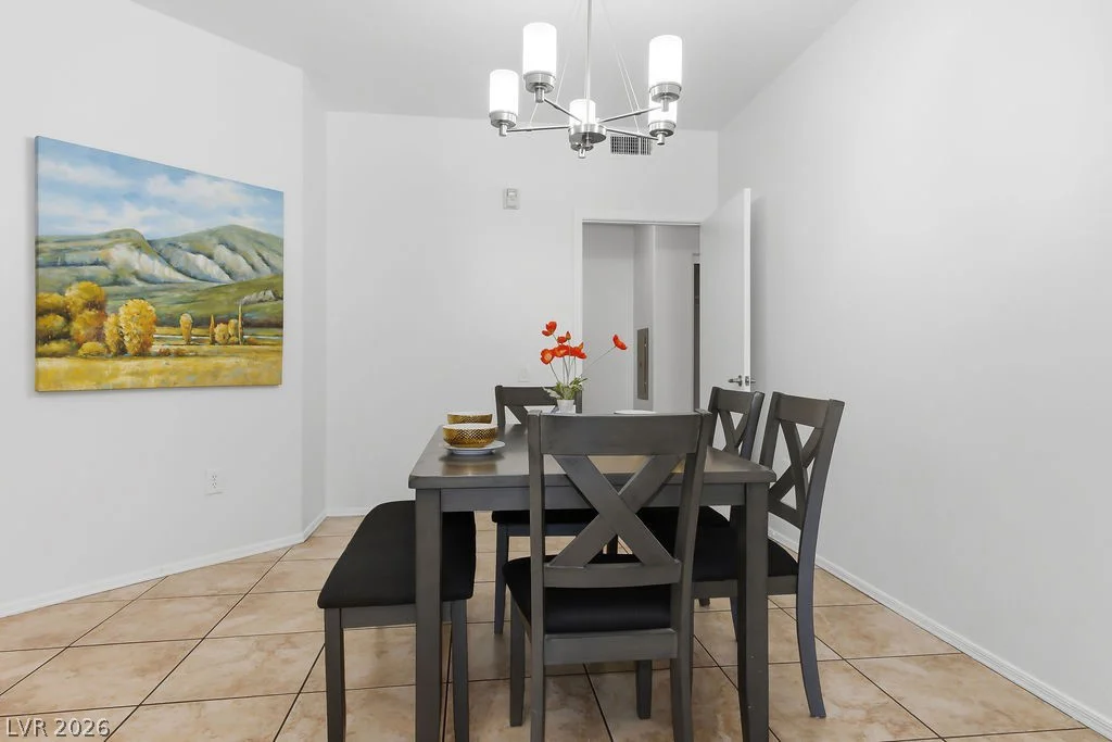 8324 Charleston, Las Vegas, NV 89117