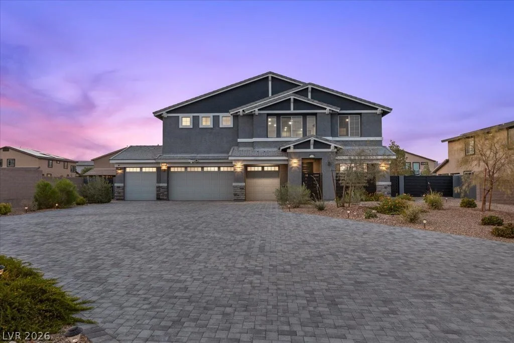 7638 Mount Spokane, Las Vegas, NV 89113