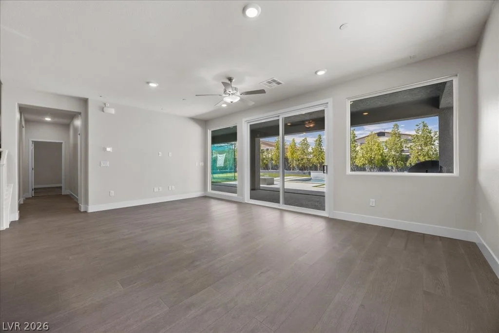 7638 Mount Spokane, Las Vegas, NV 89113