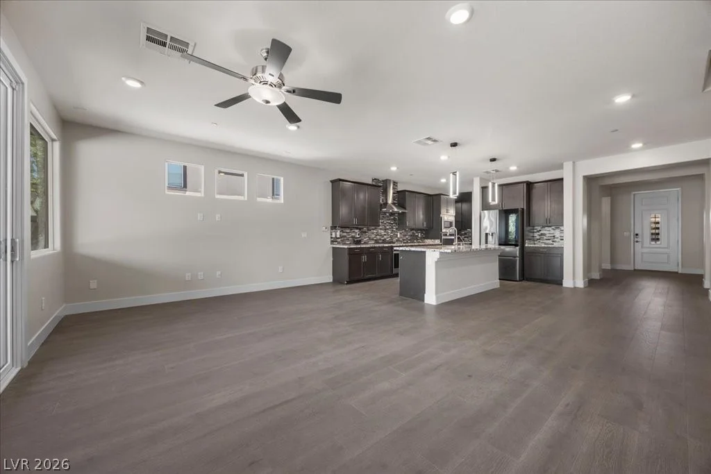 7638 Mount Spokane, Las Vegas, NV 89113