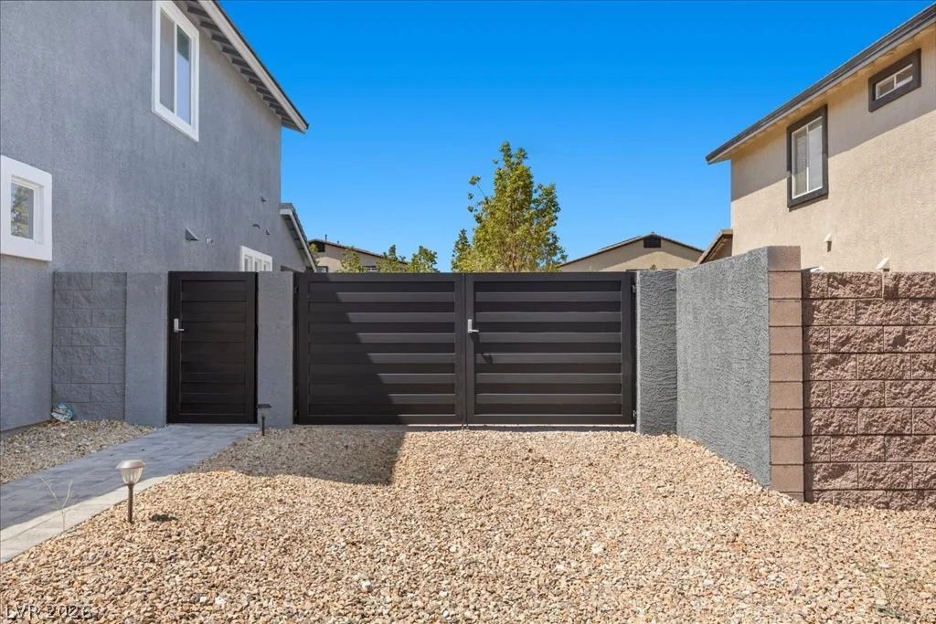 7638 Mount Spokane, Las Vegas, NV 89113