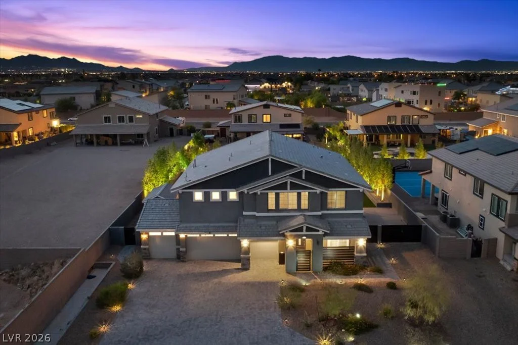 7638 Mount Spokane, Las Vegas, NV 89113