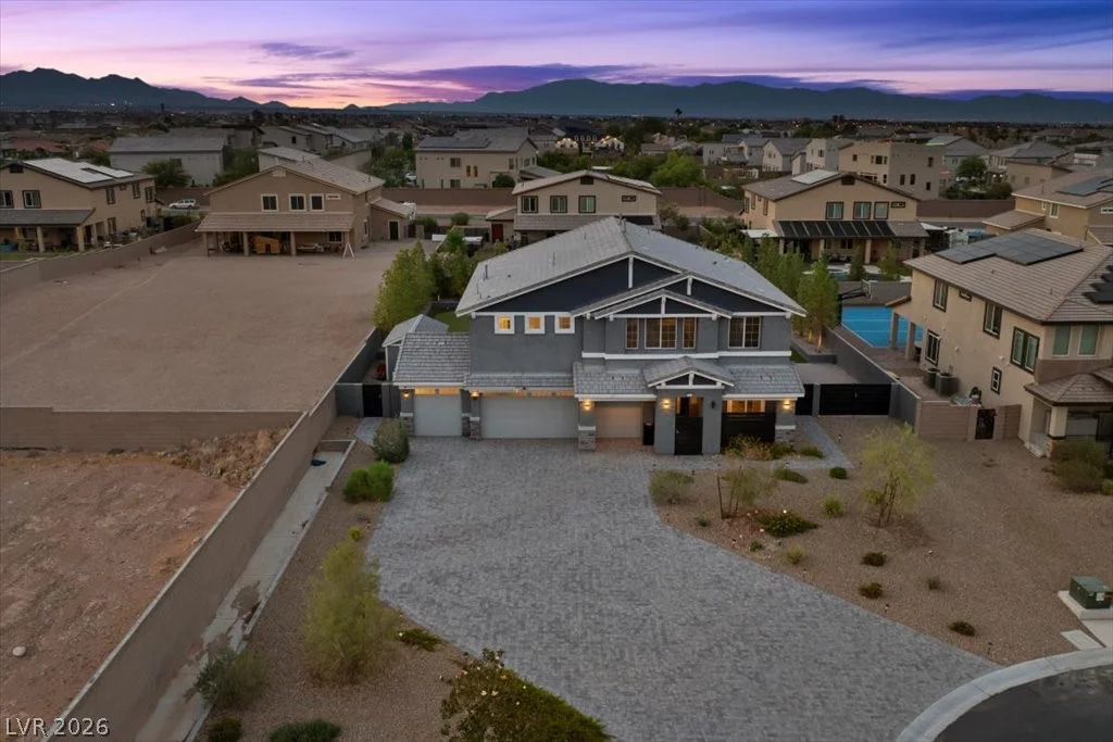 7638 Mount Spokane, Las Vegas, NV 89113