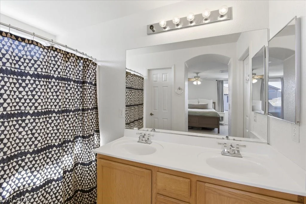 6513 Delicate Petal, Las Vegas, NV 89149
