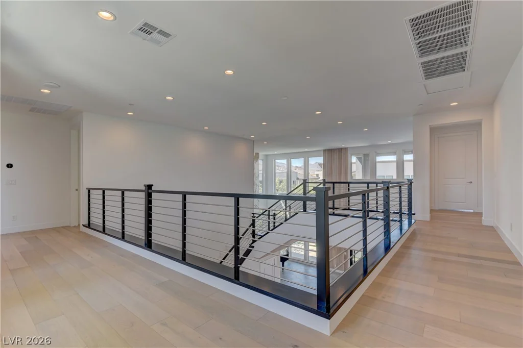 10740 Steel Ridge, Las Vegas, NV 89135