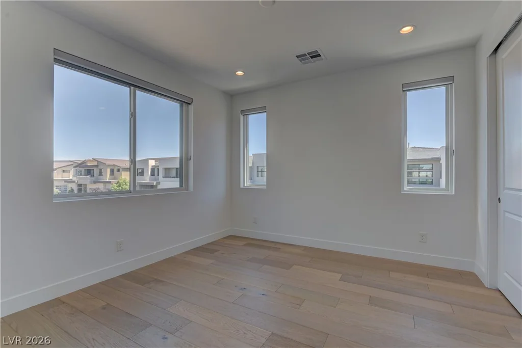 10740 Steel Ridge, Las Vegas, NV 89135