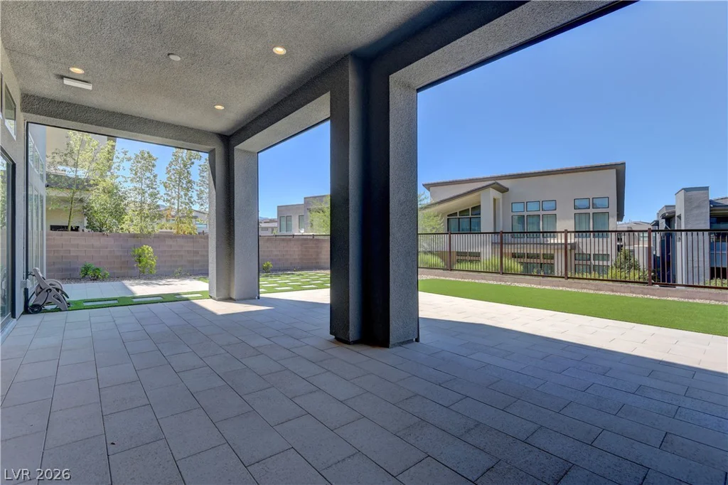 10740 Steel Ridge, Las Vegas, NV 89135