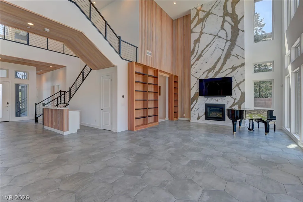 10740 Steel Ridge, Las Vegas, NV 89135