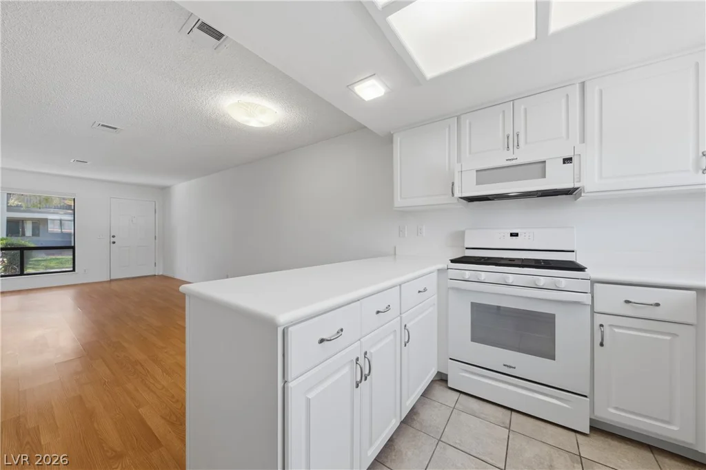 5159 Caliente, Las Vegas, NV 89119