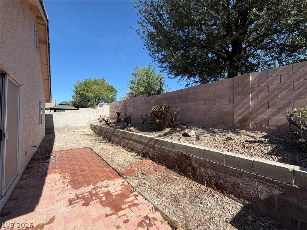 7820 Odysseus, Las Vegas, NV 89131