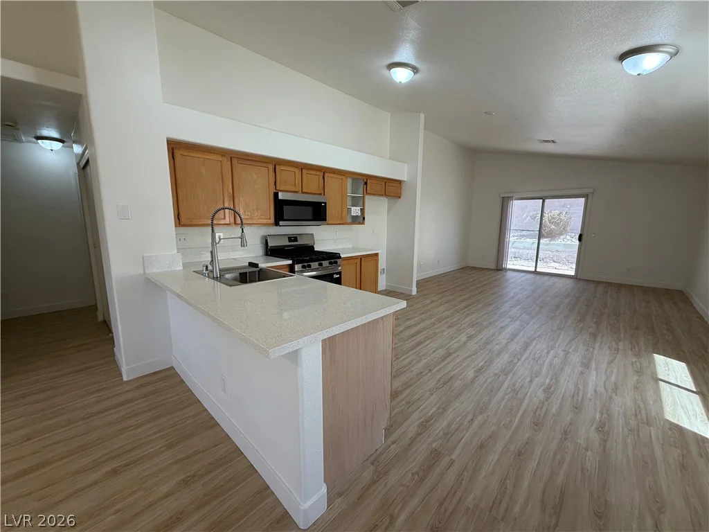 7820 Odysseus, Las Vegas, NV 89131