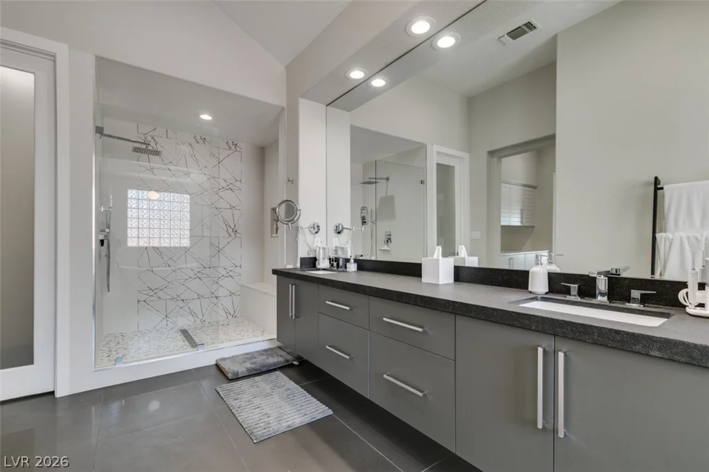 7999 Pinnacle Peak, Las Vegas, NV 89113