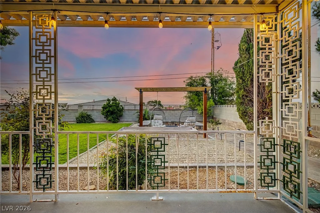 236 Country Club, Henderson, NV 89015