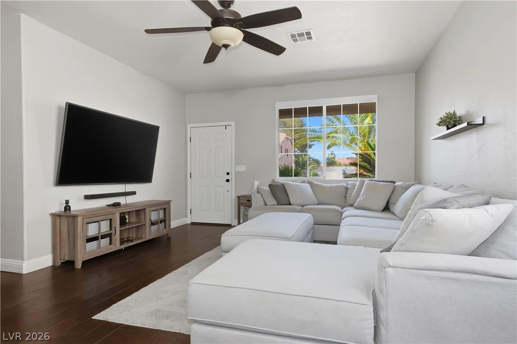 6081 Honeygrove, Las Vegas, NV 89110