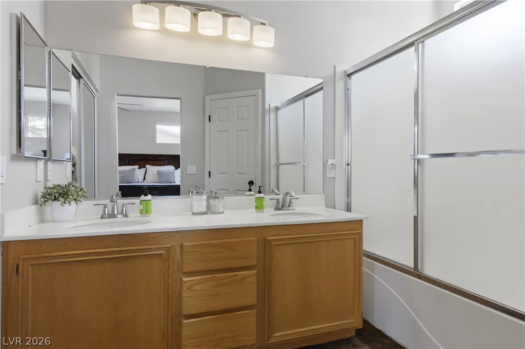 6081 Honeygrove, Las Vegas, NV 89110