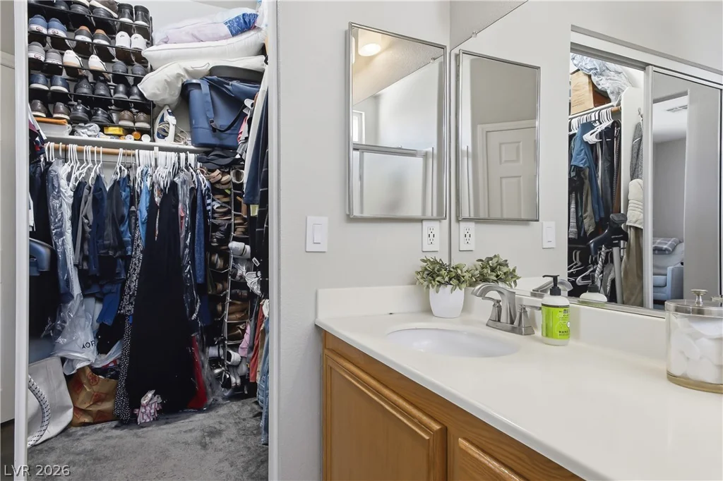 6081 Honeygrove, Las Vegas, NV 89110
