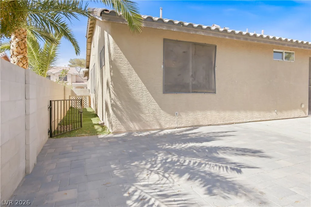 6081 Honeygrove, Las Vegas, NV 89110