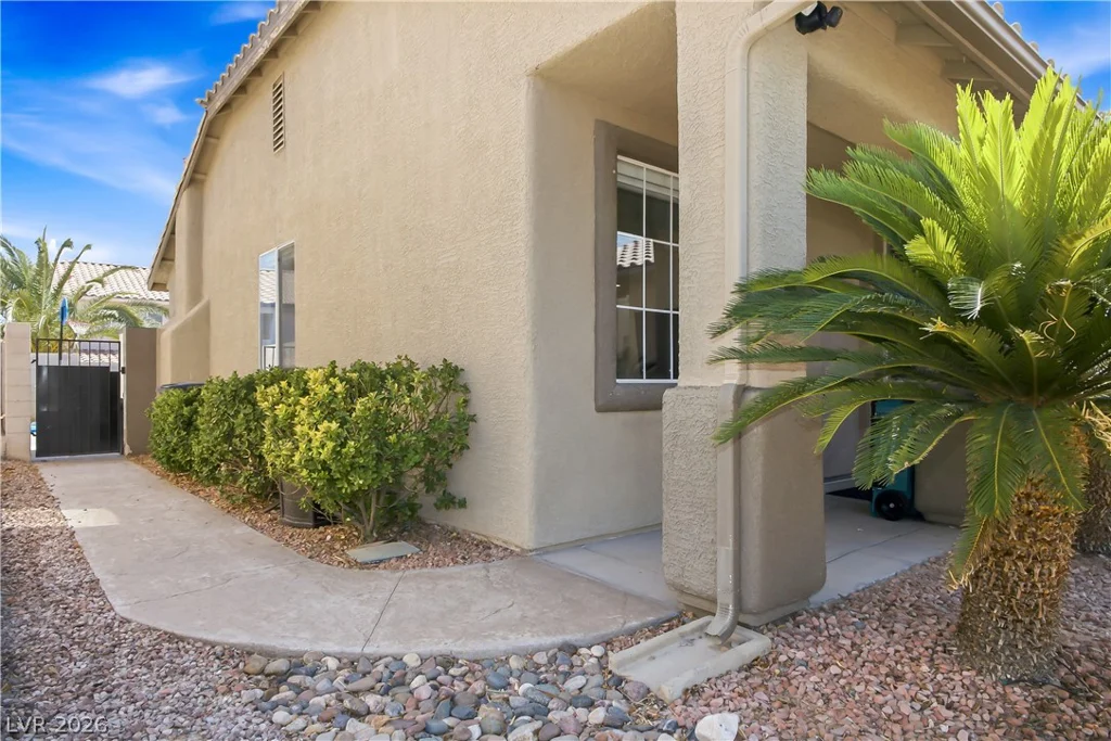 6081 Honeygrove, Las Vegas, NV 89110