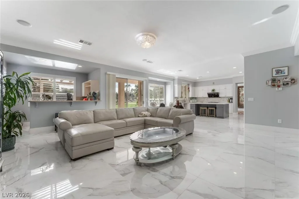 181 Hazelmere, Las Vegas, NV 89148