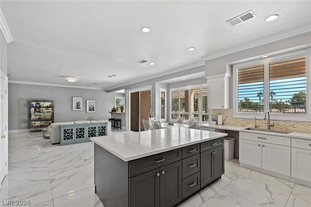 181 Hazelmere, Las Vegas, NV 89148