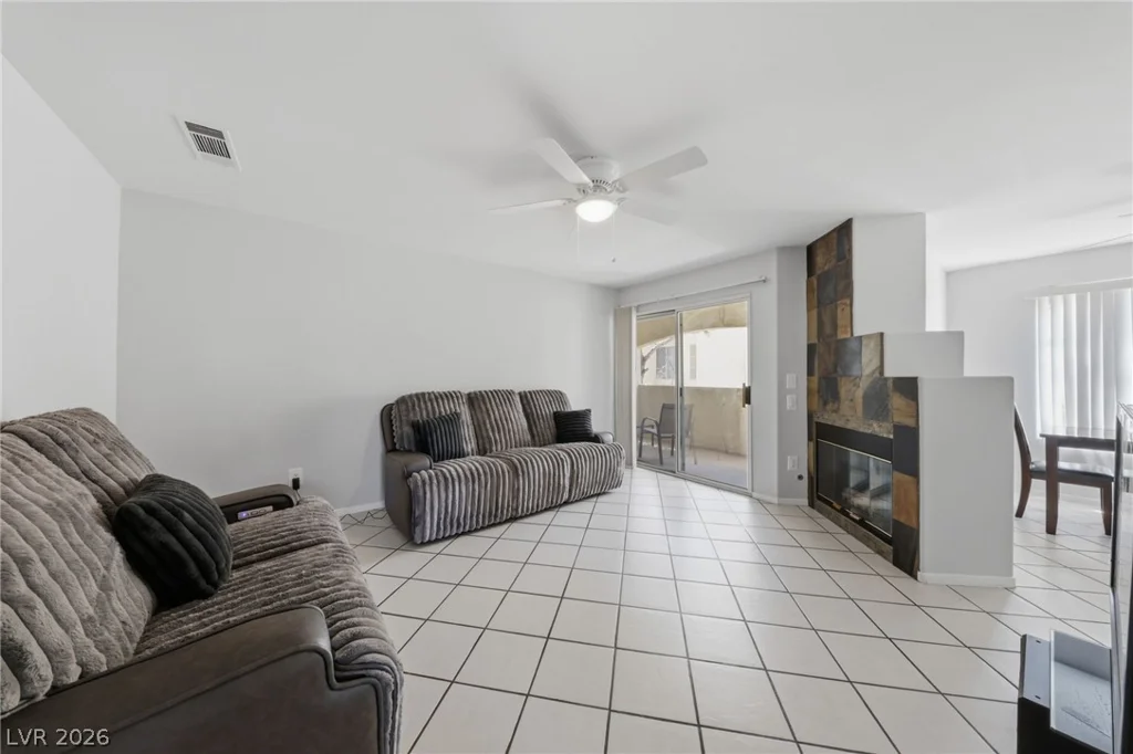 698 Racetrack, Henderson, NV 89015
