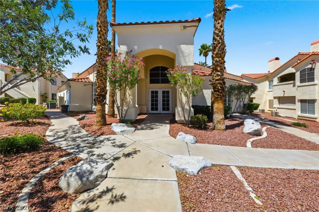 698 Racetrack, Henderson, NV 89015