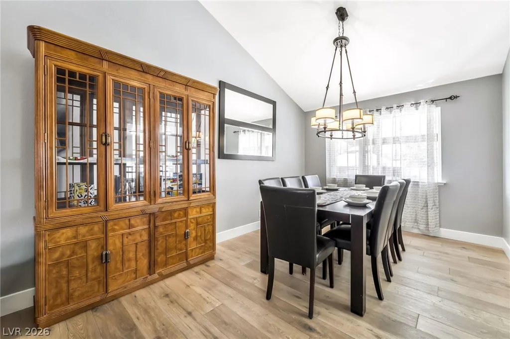 5301 Kalmia, Las Vegas, NV 89103