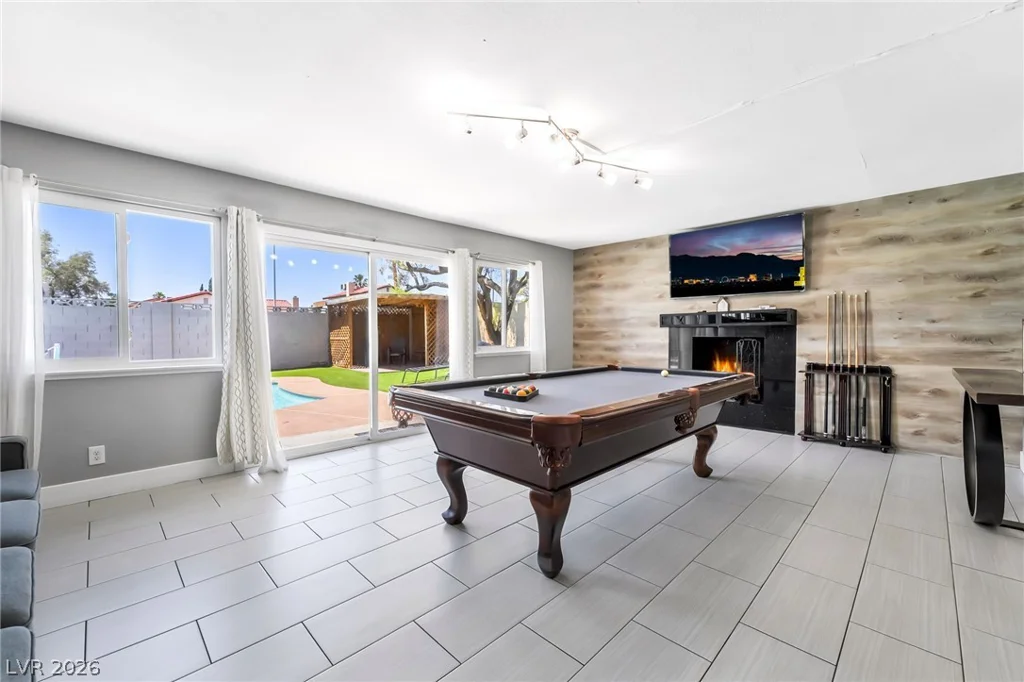 5301 Kalmia, Las Vegas, NV 89103