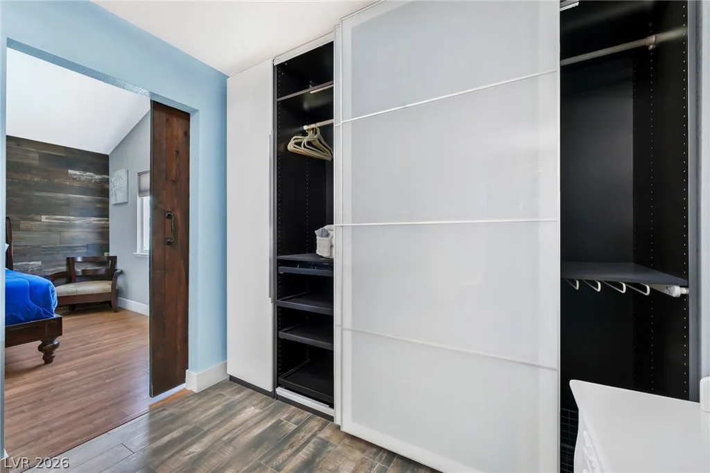 5301 Kalmia, Las Vegas, NV 89103