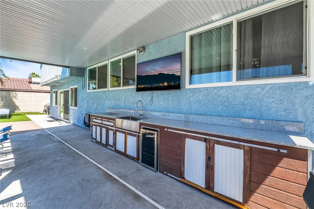 5301 Kalmia, Las Vegas, NV 89103