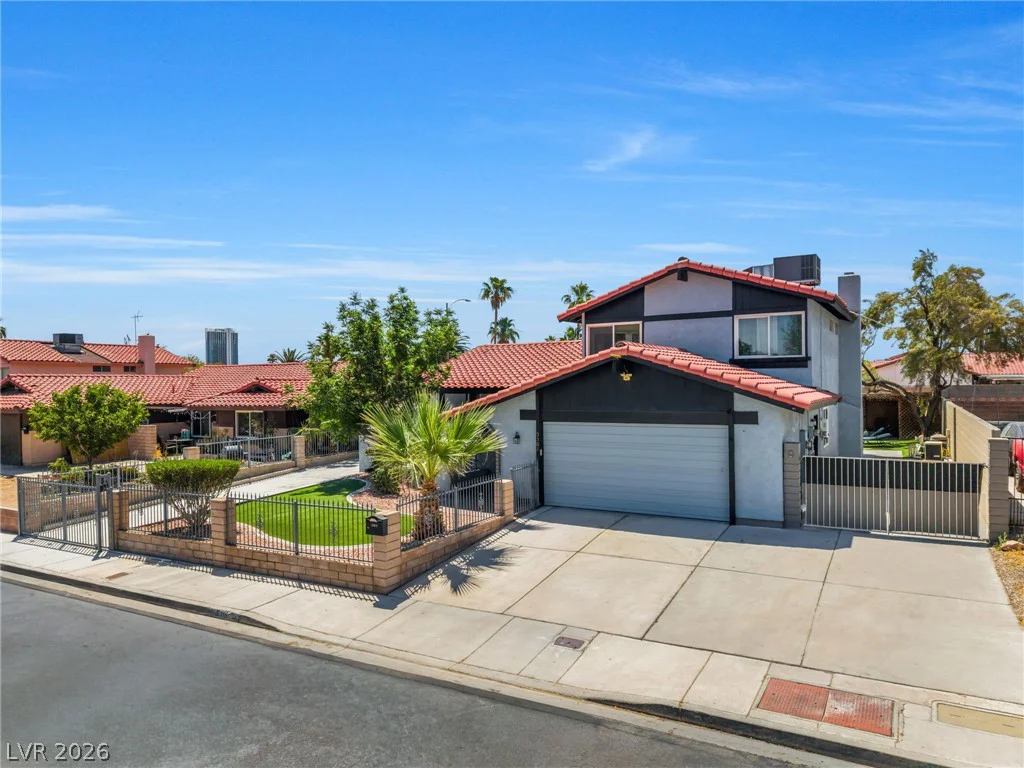 5301 Kalmia, Las Vegas, NV 89103
