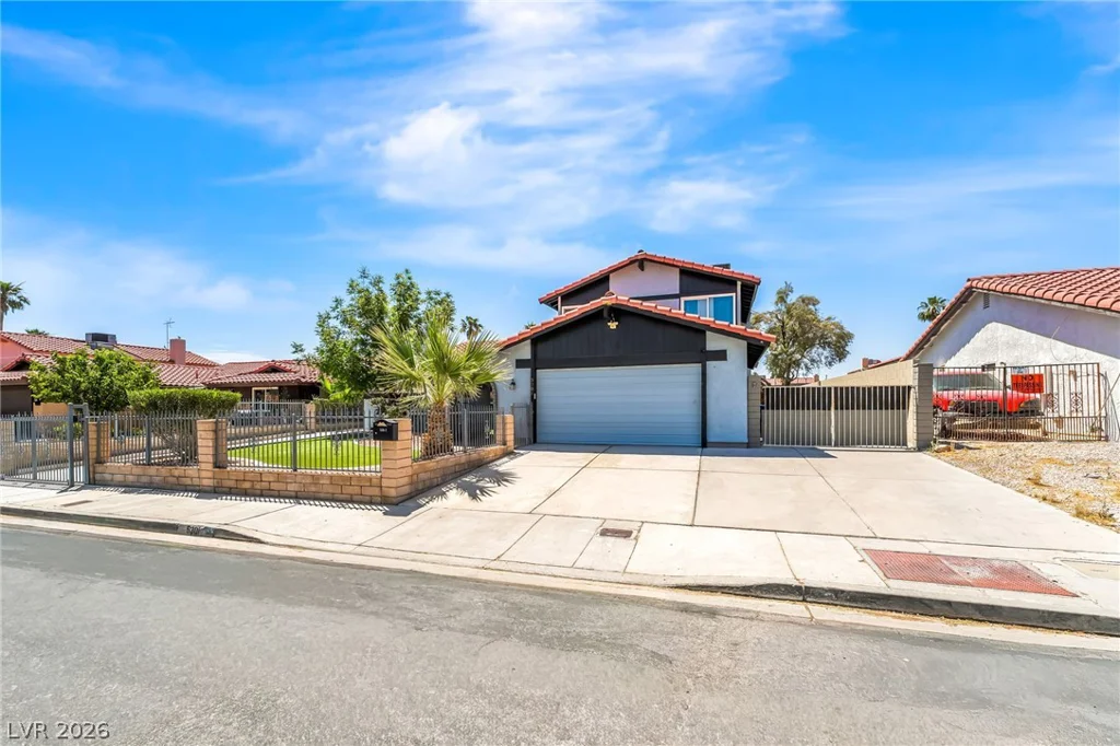 5301 Kalmia, Las Vegas, NV 89103