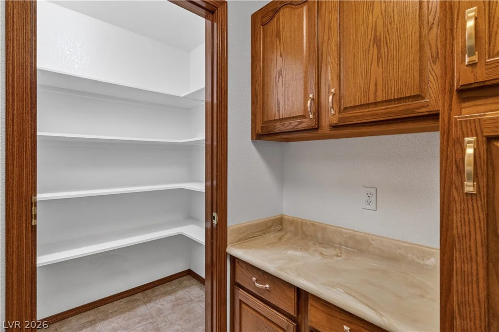 3692 Westcliff, Laughlin, NV 89029
