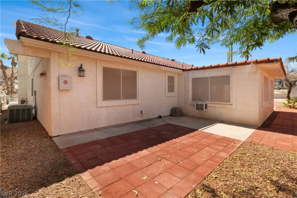 3692 Westcliff, Laughlin, NV 89029