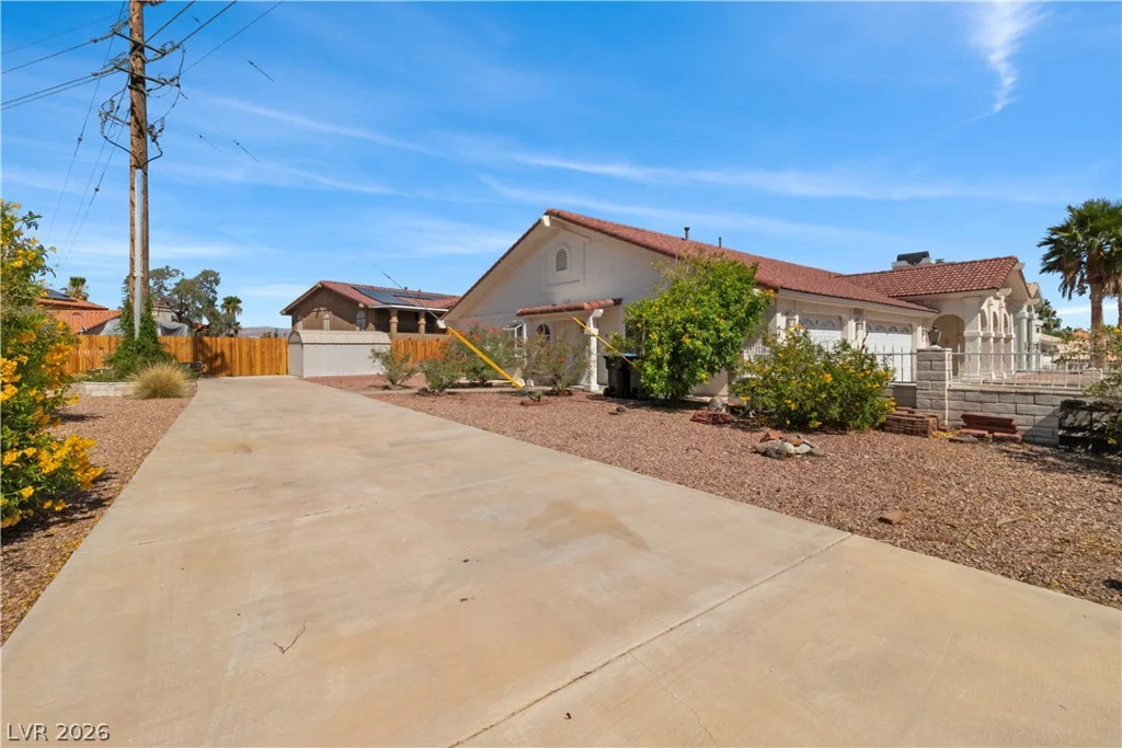 3692 Westcliff, Laughlin, NV 89029