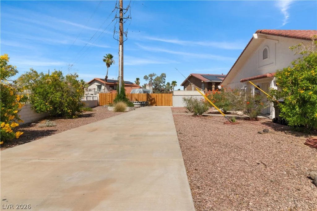 3692 Westcliff, Laughlin, NV 89029
