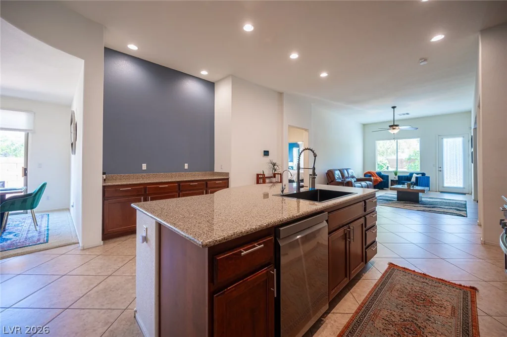8136 Hamilton Falls, North Las Vegas, NV 89085