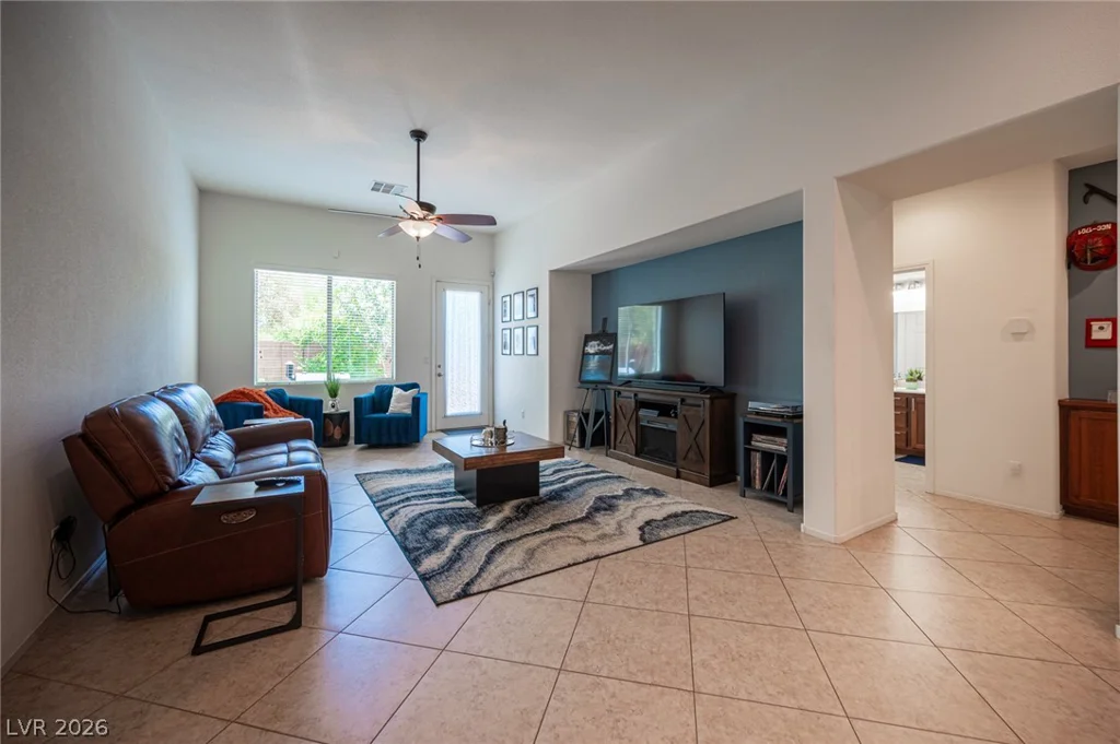 8136 Hamilton Falls, North Las Vegas, NV 89085
